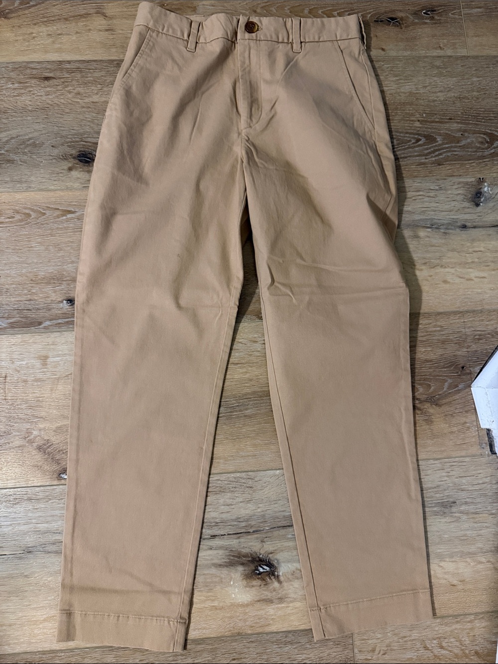 NWOT Vineyard Vines Women's Cropped Chino Pants in KHAKI